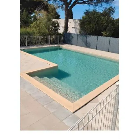 2 Pieces Terrasse Vue Mer, Piscine, Parking * Sainte-Maxime